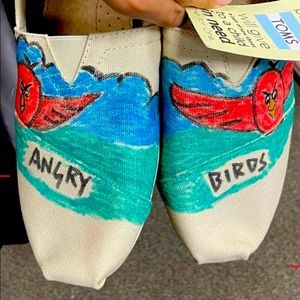 Shoes Toms brand new Size 9,5 Angry Birds